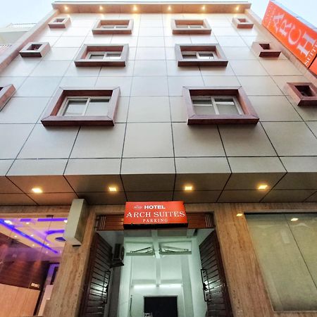 Hotel Arch Suites - Near Aerocity Nuova Delhi Esterno foto