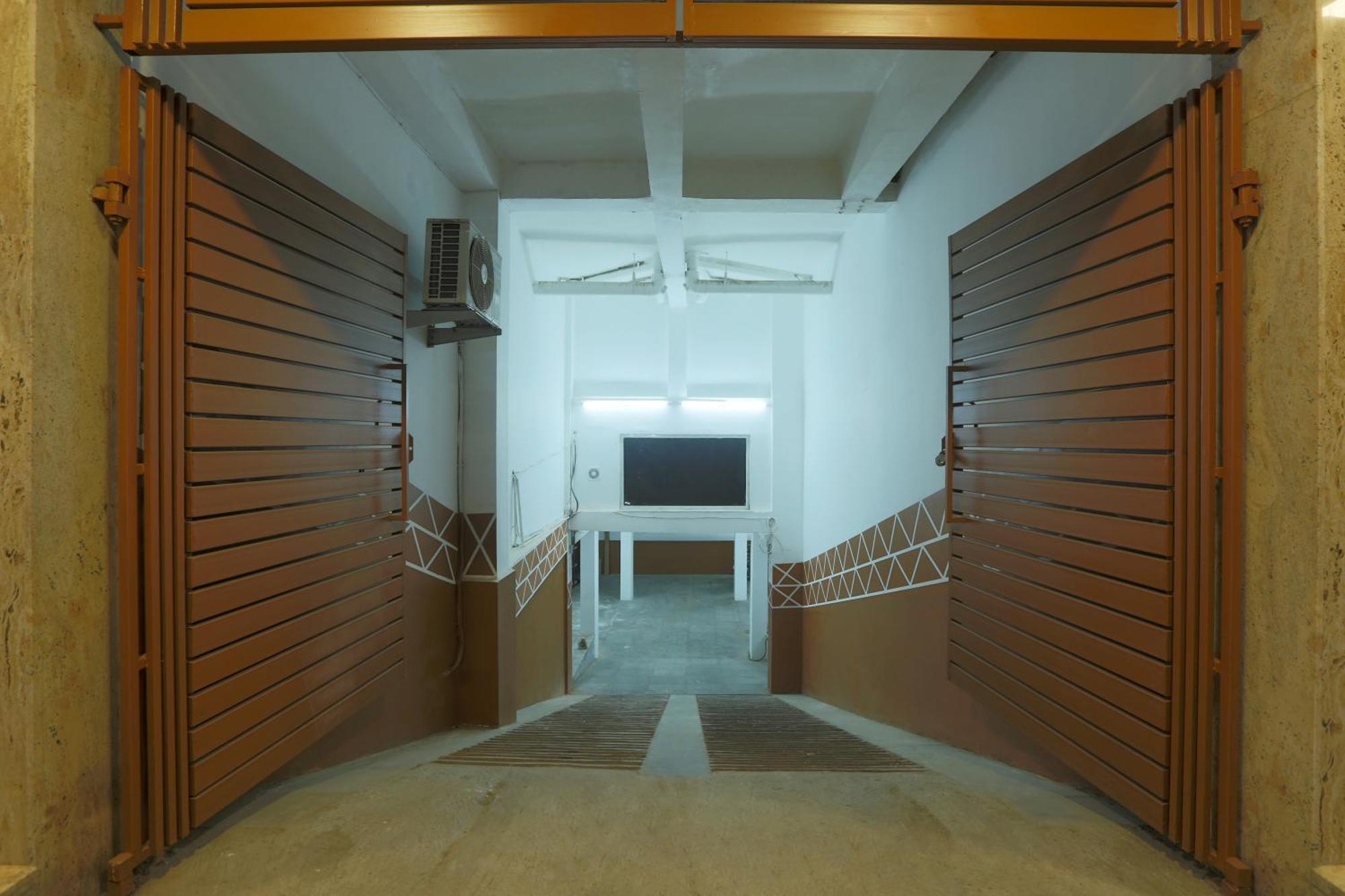 Hotel Arch Suites - Near Aerocity Nuova Delhi Esterno foto