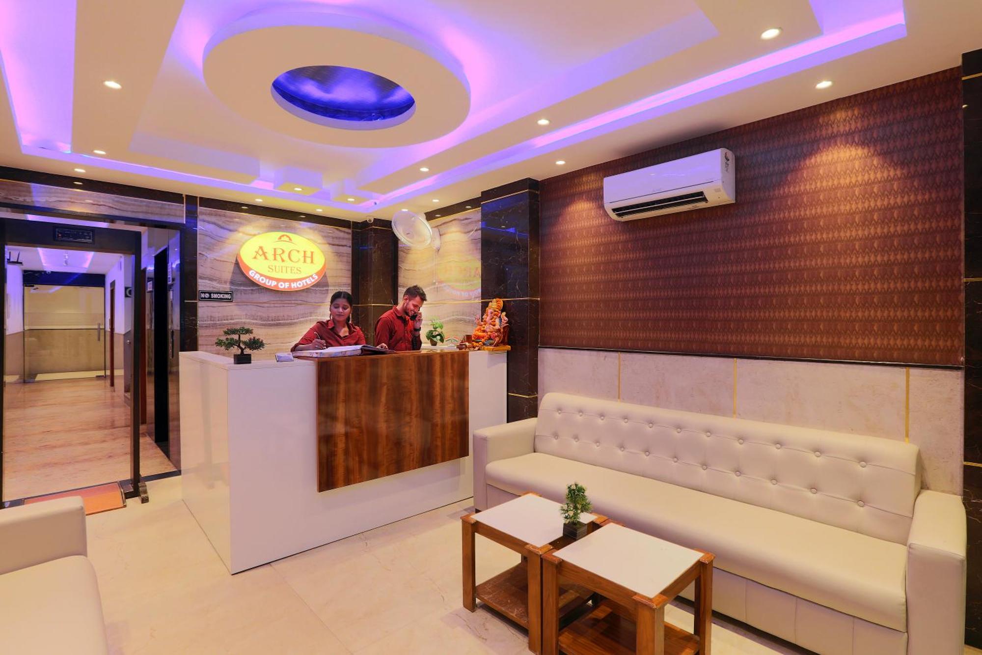 Hotel Arch Suites - Near Aerocity Nuova Delhi Esterno foto